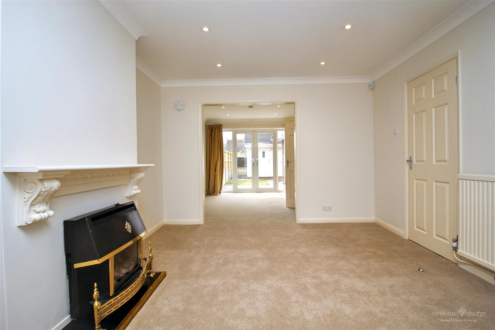 3 bed property in Underwood Road, Reading